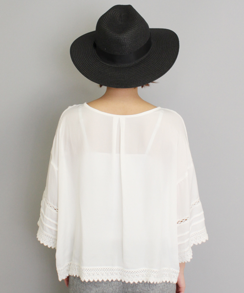 mystic(ミスティック)の「【mystic】かぎ針レースプルオーバー(シャツ/ブラウス・レディース・オフホワイト/グリーン/ネイビー/ピンク・フリ-)」の8枚目の写真