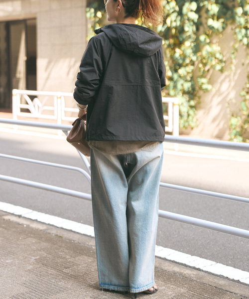 Spick & Span(スピックアンドスパン)の「《撥水 / 追加》THE NORTH FACE/ザ ノース フェイス Compact Jacket(マウンテンパーカー・レディース・ベージュ/ブラック・MEDIUM)」の20枚目の写真