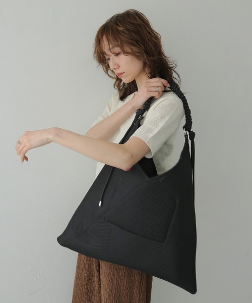 CLEIO（クレイオ）の「【CLEIO】Casselini（キャセリーニ）パラコードハンドルメッシュバック PARACORD HANDLE MESH BAG（ショルダーバッグ・レディース・ブラック/ブラウン・FREE）」の6枚目の写真