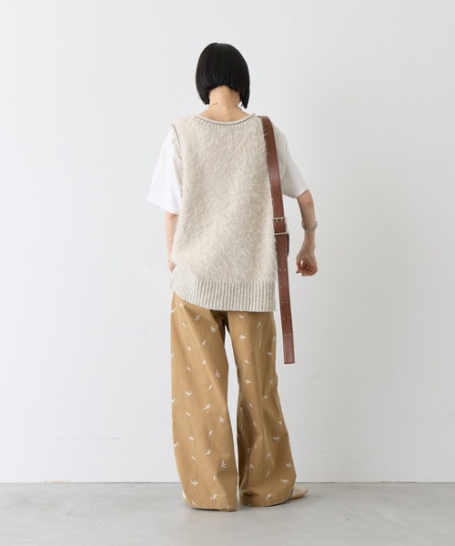 CIAOPANIC TYPY(チャオパニックティピー)の「∴リーフ刺繍ワイドイージーチノパンツ(Tシャツ/カットソー・レディース・カーキ/ベージュ/ブラウン・SMALL/MEDIUM/LARGE)」の11枚目の写真