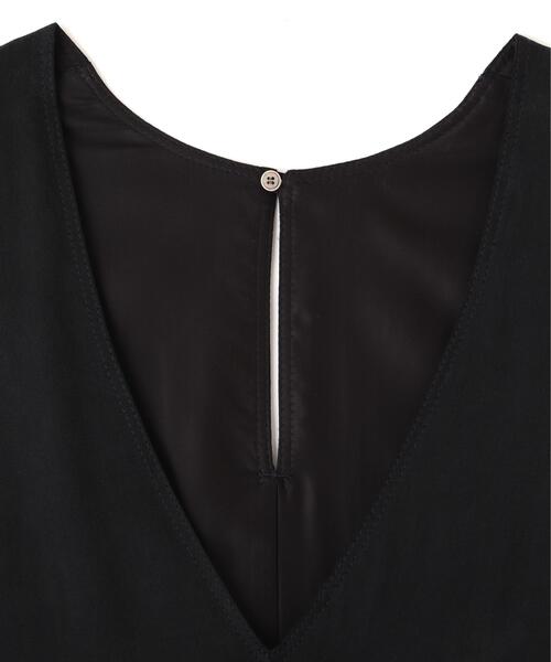 YLEVE（イレーヴ）の「YLEVE / FIBRILLATED SATIN A - LINE DRESS（ワンピース・レディース・グリーン系その他7/ブラック・1）」の15枚目の写真