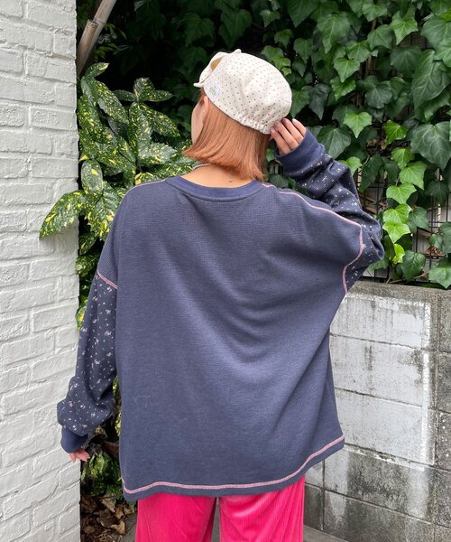 HELLO.SANFRANCISCO（ハローサンフランシスコ）の「【HELLO.SANFRANCISCO/ハローサンフランシスコ】花柄プリントワッフルヘンリーTEE（Tシャツ/カットソー・レディース・ネイビー/アイボリー・ONE SIZE）」の12枚目の写真