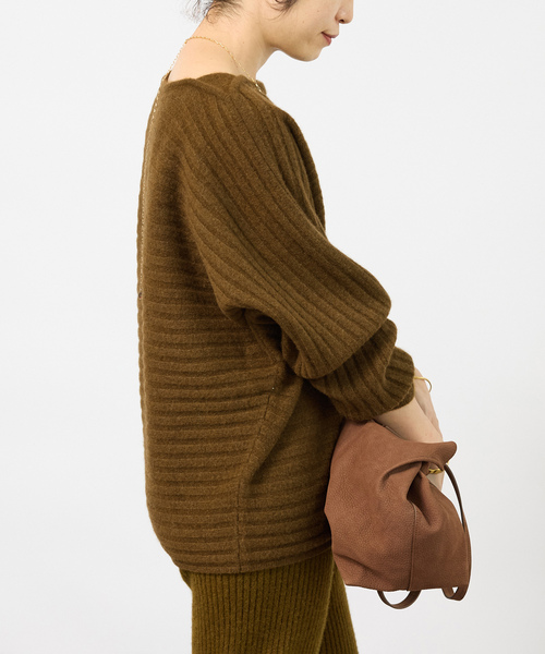 VERMEIL par iena（ヴェルメイユパーイエナ）の「Wool Yak Mix ドルマンニット（ニット/セーター・レディース・カーキ/ネイビー・FREE）」の3枚目の写真