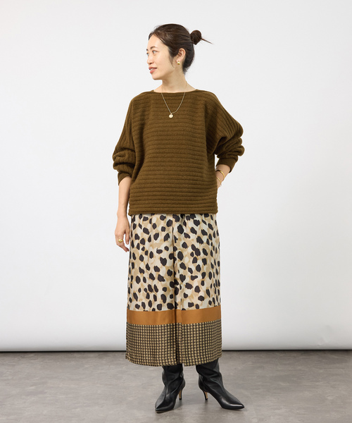 VERMEIL par iena（ヴェルメイユパーイエナ）の「Wool Yak Mix ドルマンニット（ニット/セーター・レディース・カーキ/ネイビー・FREE）」の4枚目の写真