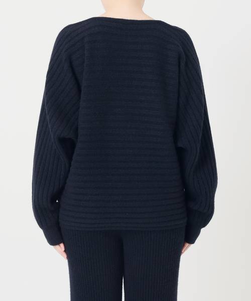 VERMEIL par iena（ヴェルメイユパーイエナ）の「Wool Yak Mix ドルマンニット（ニット/セーター・レディース・カーキ/ネイビー・FREE）」の19枚目の写真