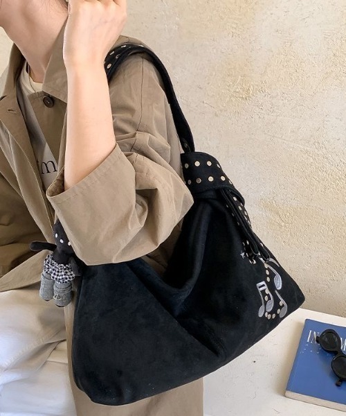 SHERU(シェル)の「音符刺繍 リベットショルダーバッグ Y2K ホーボーバッグ(ショルダーバッグ・レディース・ブラック・F)」の15枚目の写真