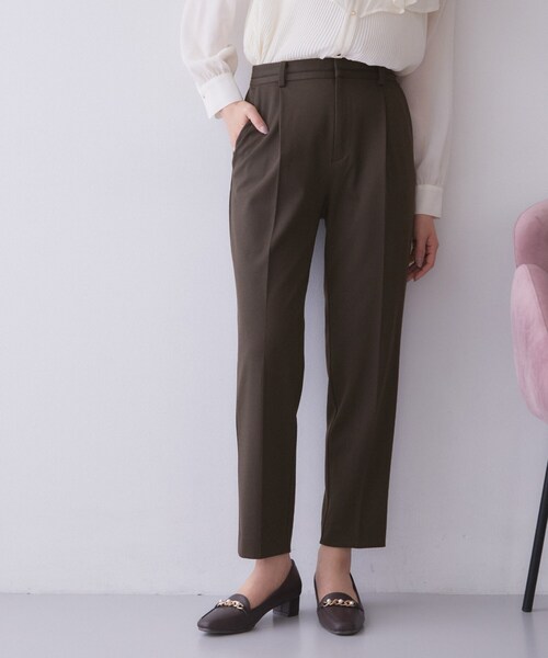 index（インデックス）の「【XS-3Lサイズ】ストレッチテーパードパンツ《洗濯機OK／イージーアイロン》（その他パンツ・レディース・ブラック/ネイビー/ブラウン系その他2/ブラック系1・44/42/40/38/36/34）」の3枚目の写真