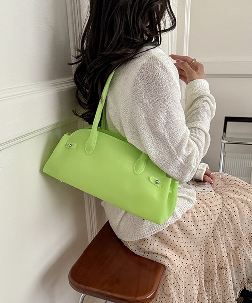 shyam inspiration(シャムインスピレーション)の「jelly bag/横長ジェリーバッグ(ショルダーバッグ・レディース・パープル/ピンク/イエロー/ブルー/グリーン・F)」の7枚目の写真