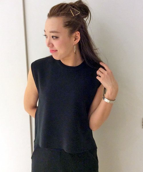 VENCEEXCHANGE（ヴァンスエクスチェンジ）の「ミラノリブショートベスト   （ベスト・レディース・ブラック/オフホワイト/グレー・MEDIUM）」の2枚目の写真