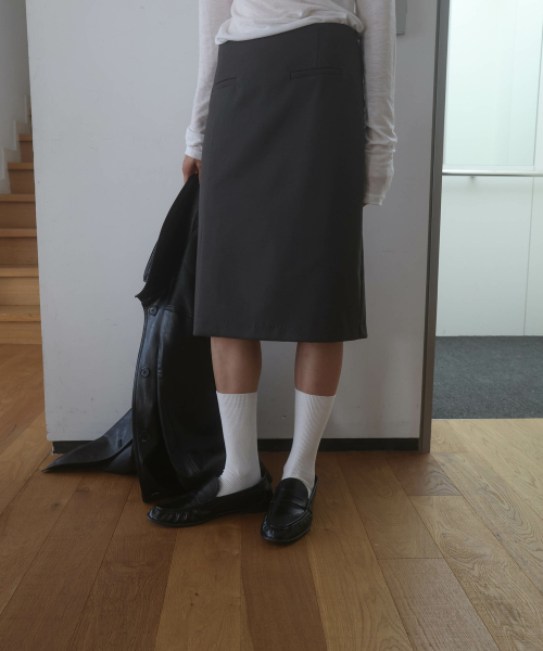 LYNTE(リンテ)の「ウールミディスカート(ブラック)(スカート・レディース・その他・SMALL/MEDIUM)」の4枚目の写真