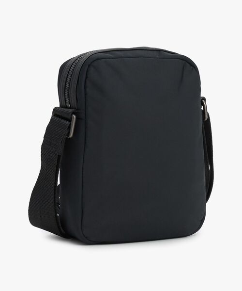 TOMMY HILFIGER(トミーヒルフィガー)の「アーバンミニリポーターバッグ(ボディバッグ/ウエストポーチ・メンズ・ブラック・FREE)」の3枚目の写真