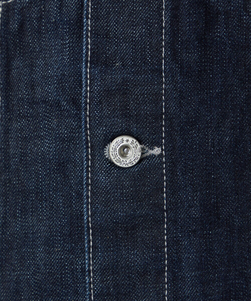 COMME CA MEN(コムサメン)の「セルビッチデニム トラッカータイプブルゾン(デニムジャケット・メンズ・ネイビー/ブラック・M/S/L)」の19枚目の写真