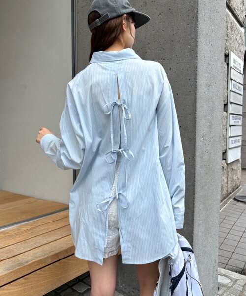 w closet（ダブルクローゼット）の「バックリボンストライプシャツ（シャツ/ブラウス・レディース・ブルー/アイボリー/イエロー・FREE）」の8枚目の写真