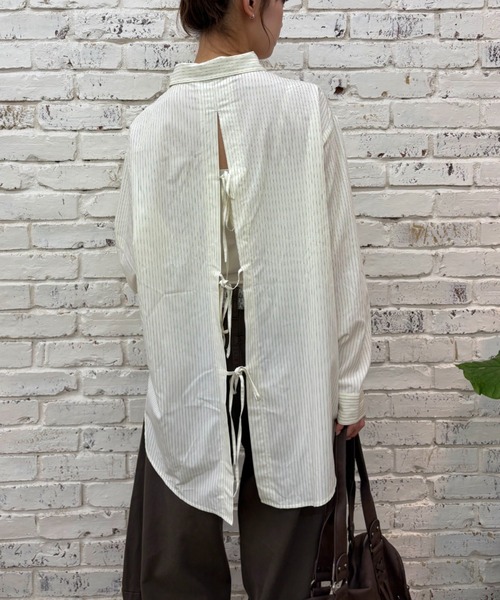 w closet（ダブルクローゼット）の「バックリボンストライプシャツ（シャツ/ブラウス・レディース・ブルー/アイボリー/イエロー・FREE）」の14枚目の写真