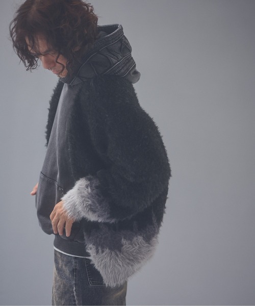 ADAM PATEK(アダムパテック)の「ADAMPATEK/dyed still embellished pullover pk/製品染めブラストパーカー(パーカー・メンズ・レッド/ブラック・1/2)」の5枚目の写真