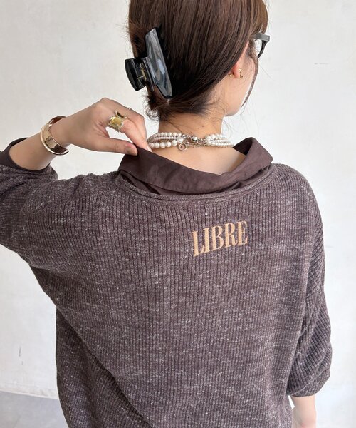 DouDou(ドゥドゥ)の「【セットアップ可能】バックロゴ刺繍メランジニットプルオーバー(ニット/セーター・レディース・ブラウン/チャコールグレー・FREE)」の2枚目の写真