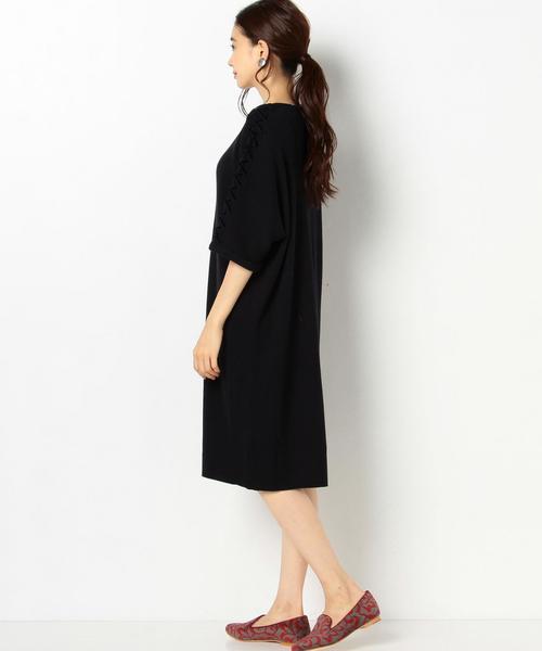 Another Edition(アナザーエディション)の「レースアップスリーブVネックワンピース/AEMBC レースUP SL V/N OP◆(ワンピース・レディース・マスタード/ネイビー・FREE)」の5枚目の写真