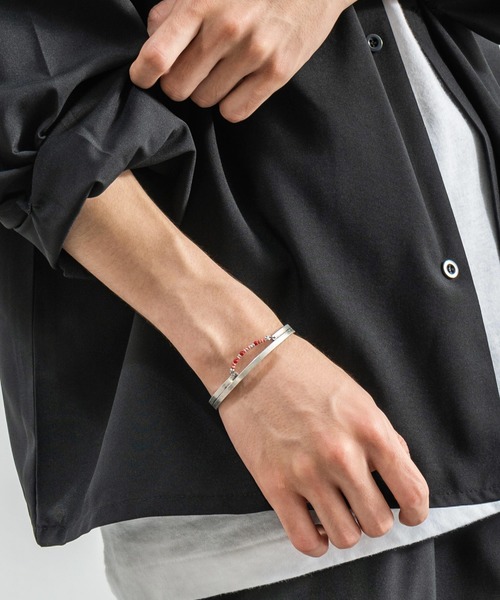 Rocky Monroe（ロッキーモンロー）の「ブラスシルバー/ゴールドバングル（バングル/リストバンド・メンズ・シルバー/ゴールド/アンティークシルバー/アンティークゴールド/シルバー系その他2/ゴールド系その他/シルバー系その他/ゴールド系その他4/ゴールド系その他3/シルバー系その他5/シルバー系その他3/ゴールド系その他2/G/O/D/L/A/I/Q/C/K/H/P/B/J/R/F/N/E/M/S/T/U・FREE）」の22枚目の写真