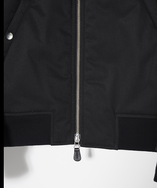 wjk black（ﾀﾞﾌﾞﾙｼﾞｪｲｹｲﾌﾞﾗｯｸ）の「【wjk black】≪STUDIOUS限定≫B-15ボアカラーフライトジャケット（ブルゾン・メンズ・ブラック/カーキ・3/1/2）」の7枚目の写真