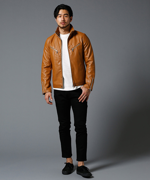 AZUL by moussy（アズールバイマウジー）の「合皮スタンドカラーフード取外ブルゾン（ブルゾン・メンズ・ブラック/キャメル・SMALL/MEDIUM/LARGE/X-LARGE/X-SMALL）」の9枚目の写真