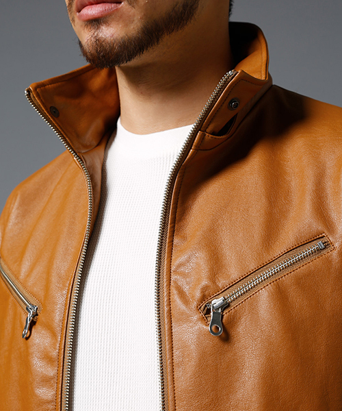 AZUL by moussy（アズールバイマウジー）の「合皮スタンドカラーフード取外ブルゾン（ブルゾン・メンズ・ブラック/キャメル・SMALL/MEDIUM/LARGE/X-LARGE/X-SMALL）」の17枚目の写真