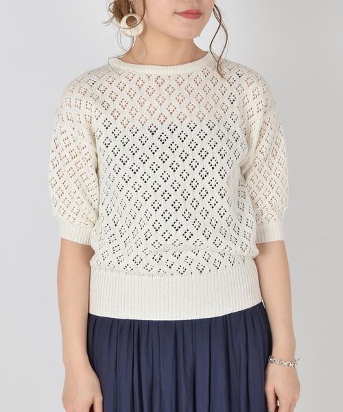 SHIPS（シップス）の「コットンスカシ編みニット◇（ニット/セーター・レディース・オフホワイト/レッド系その他/ブラック・ONE SIZE）」の4枚目の写真