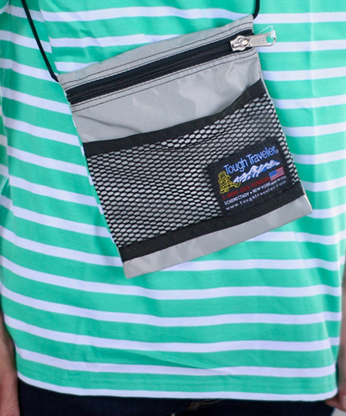 Tough Traveler（タフトラベラー）の「2018SS【Tough Traveler / タフトラベラー】Large Pouch with Mesh Pocket（ショルダーバッグ・レディース・バーガンディー/レッド/イエロー/ロイヤルブルー/シルバー/カーキブラウン/ブラック/オリーブ・FREE）」の19枚目の写真