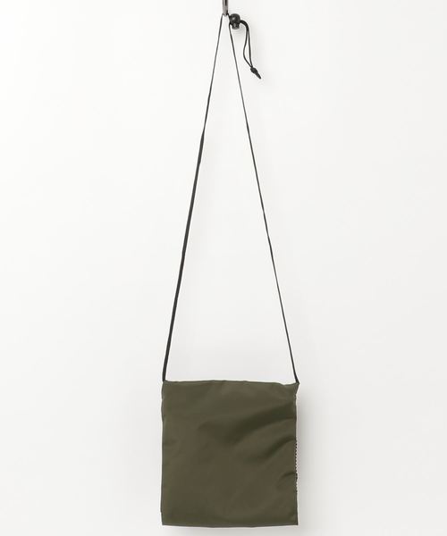 Tough Traveler（タフトラベラー）の「2018SS【Tough Traveler / タフトラベラー】Large Pouch with Mesh Pocket（ショルダーバッグ・レディース・バーガンディー/レッド/イエロー/ロイヤルブルー/シルバー/カーキブラウン/ブラック/オリーブ・FREE）」の11枚目の写真