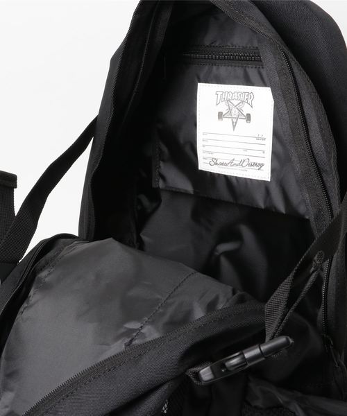 THRASHER（スラッシャー）の「THRASHER バックパック（バックパック/リュック・メンズ・ブラック×ホワイト/ブラック×レッド・FREE）」の5枚目の写真