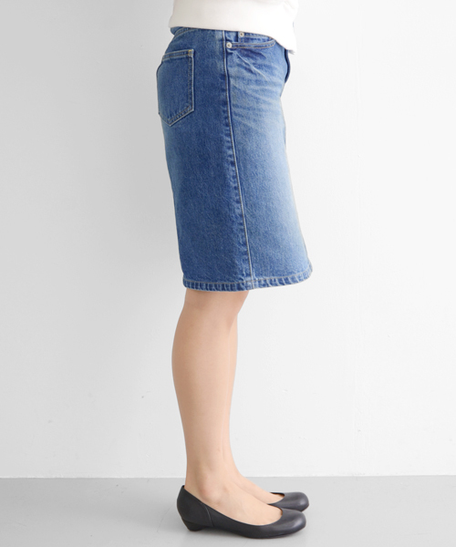URBAN RESEARCH DOORS WOMENS(アーバンリサーチ ドアーズ ウィメンズ)の「DOORS デニムスカート(デニムスカート・レディース・ライトブルー/ダークブルー・38/36)」の14枚目の写真