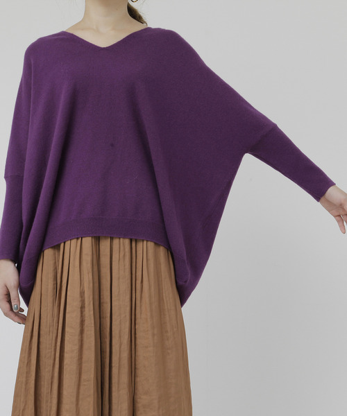 Liesse(リエス)の「ウールカシミヤ変形ビッグプルオーバーニット(ニット/セーター・レディース・パープル/オフホワイト/ベージュ系その他/ブルー系その他/ダークネイビー・FREE)」の21枚目の写真