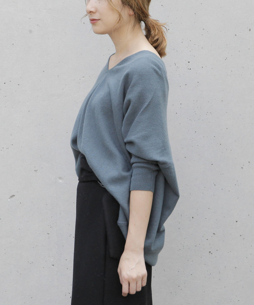 Liesse(リエス)の「ウールカシミヤ変形ビッグプルオーバーニット(ニット/セーター・レディース・パープル/オフホワイト/ベージュ系その他/ブルー系その他/ダークネイビー・FREE)」の8枚目の写真