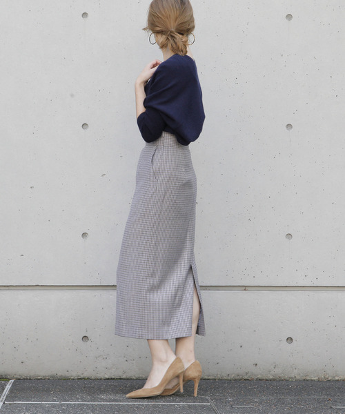 Liesse(リエス)の「ウールカシミヤ変形ビッグプルオーバーニット(ニット/セーター・レディース・パープル/オフホワイト/ベージュ系その他/ブルー系その他/ダークネイビー・FREE)」の16枚目の写真