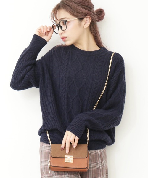 N.（N. Natural Beauty Basic）（エヌエヌナチュラルビューティーベーシック）の「◆ラムウールⅡケーブルニット（ニット/セーター・レディース・ホワイト/ベージュ/ネイビー/レッド・MEDIUM）」の3枚目の写真