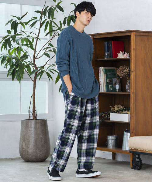 WEGO(ウィゴー)の「WEGO/サイドスリット畦編みニット(ニット/セーター・メンズ・ホワイト/ブラック/マスタード/ブルー系その他/ネイビー/ダークオレンジ・SMALL/MEDIUM/LARGE)」の18枚目の写真