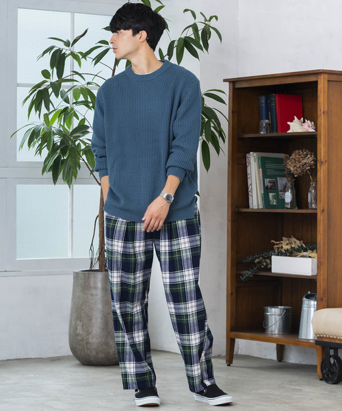 WEGO(ウィゴー)の「WEGO/サイドスリット畦編みニット(ニット/セーター・メンズ・ホワイト/ブラック/マスタード/ブルー系その他/ネイビー/ダークオレンジ・SMALL/MEDIUM/LARGE)」の13枚目の写真