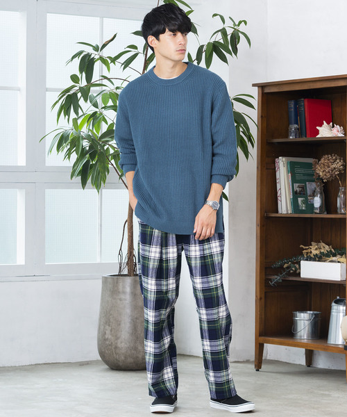 WEGO(ウィゴー)の「WEGO/サイドスリット畦編みニット(ニット/セーター・メンズ・ホワイト/ブラック/マスタード/ブルー系その他/ネイビー/ダークオレンジ・SMALL/MEDIUM/LARGE)」の9枚目の写真