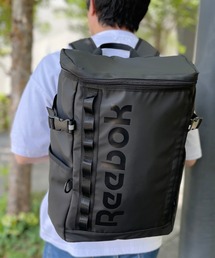 【Reebok/リ-ボック】 ボックスリュック バックパック 28.5L A4サイズ収納可 リフレクターテープ付き