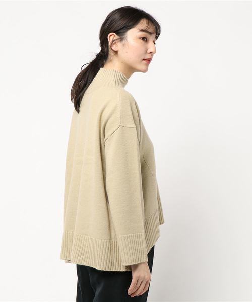 DouDou（ドゥドゥ）の「NEWBIGタートル（ニット/セーター・レディース・ホワイト/イエロー/キャメル・FREE）」の5枚目の写真