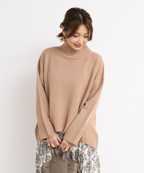 DouDou（ドゥドゥ）の「NEWBIGタートル（ニット/セーター・レディース・ホワイト/イエロー/キャメル・FREE）」の3枚目の写真