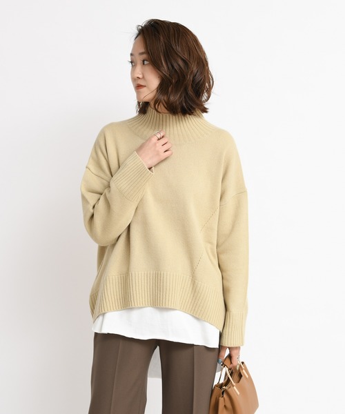 DouDou（ドゥドゥ）の「NEWBIGタートル（ニット/セーター・レディース・ホワイト/イエロー/キャメル・FREE）」の2枚目の写真