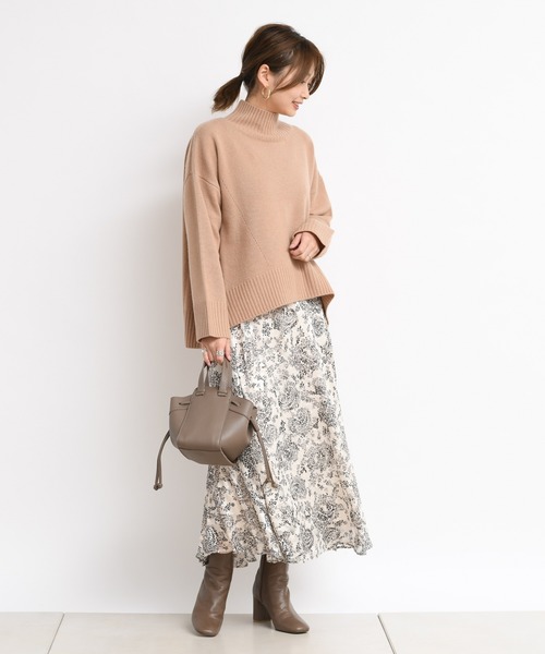 DouDou（ドゥドゥ）の「NEWBIGタートル（ニット/セーター・レディース・ホワイト/イエロー/キャメル・FREE）」の8枚目の写真