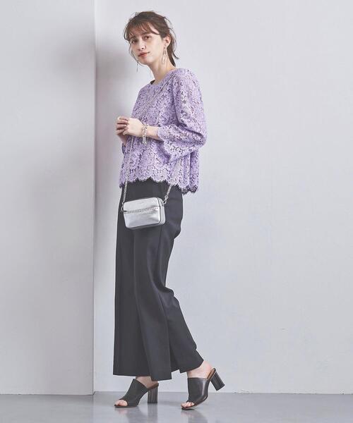 ユナイテッドアローズ　裾レーストップス　ネイビー UNITED ARROWS（ユナイテッドアローズ）の「レースカラーレディ