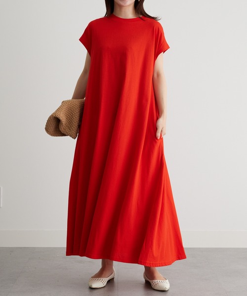 RANAN（ラナン）の「汗染み防止/接触冷感　ゆったりきれいめコットンＡラインボリュームＴシャツワンピース（ワンピース・レディース・ネイビー/モカ/ライトグレー/グリーン/ブルー/オレンジ系その他/ブラック/ピンク/チャコール・LL/M/L）」の9枚目の写真