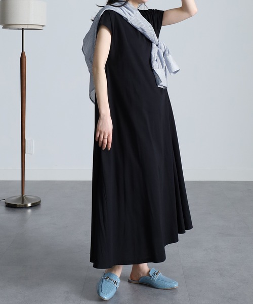 RANAN（ラナン）の「汗染み防止/接触冷感　ゆったりきれいめコットンＡラインボリュームＴシャツワンピース（ワンピース・レディース・ネイビー/モカ/ライトグレー/グリーン/ブルー/オレンジ系その他/ブラック/ピンク/チャコール・LL/M/L）」の17枚目の写真