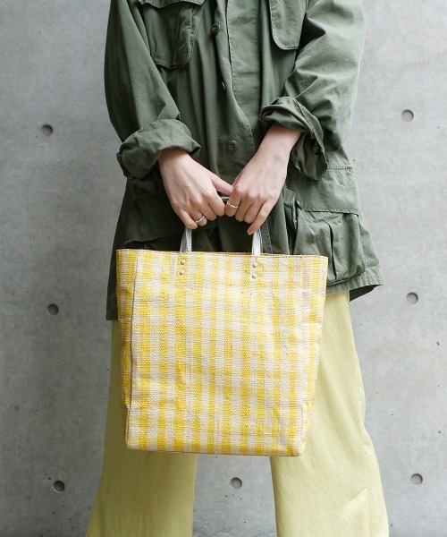 ACCOMMODE(アコモデ)の「マダガスカルラフィアトート(トートバッグ・レディース・ライトブルー/イエロー/オレンジ/キャメル・FREE)」の9枚目の写真