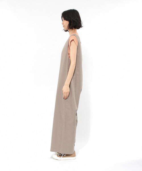 LAKOLE（ラコレ）の「バックコンシャスサロペット / LAKOLE（サロペット/オーバーオール・レディース・ブラック/アイボリー/サンドベージュ・SMALL/MEDIUM）」の14枚目の写真