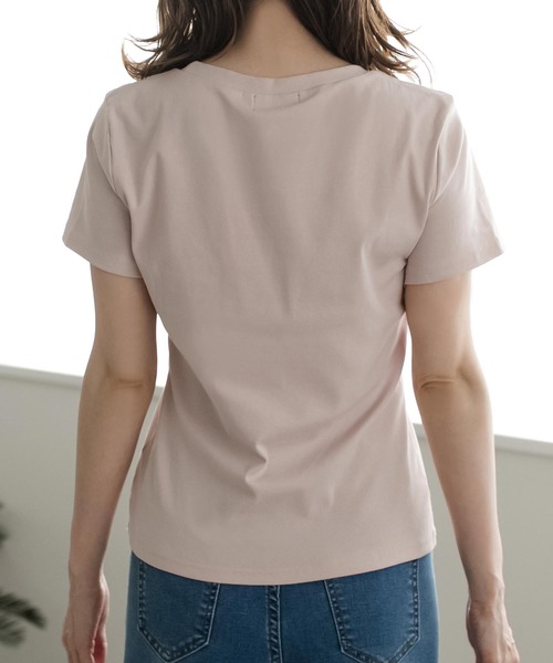 Julia Boutique（ジュリアブティック）の「パールロゴデザインTシャツ・トップス・カットソー/510736（Tシャツ/カットソー・レディース・ブラック/ホワイト/ピンク/ブルー/イエロー・ONE）」の10枚目の写真