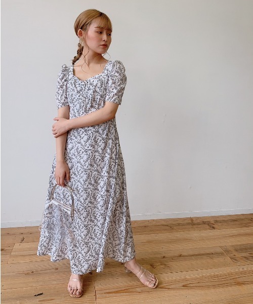 VANNIE U（ヴァニーユー）の「オトナフラワーワンピース（ワンピース・レディース・ホワイト/ブラウン・FREE）」の8枚目の写真