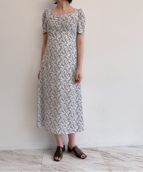 VANNIE U（ヴァニーユー）の「オトナフラワーワンピース（ワンピース・レディース・ホワイト/ブラウン・FREE）」の20枚目の写真